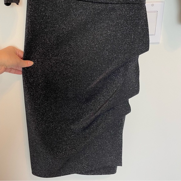 CHIARA BONI Kate Ruched Metallic Cutout Boatneck Sheath Cocktail Dress \\ 40 (4) - Picture 6 of 11